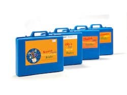 <strong>Kunos coole Kunststoff-Kiste</strong> <br> Inhalt: 1 Kuno-Koffer, 1 Begleitheft für Lehrkräfte und 12 SchülerInnenhefte